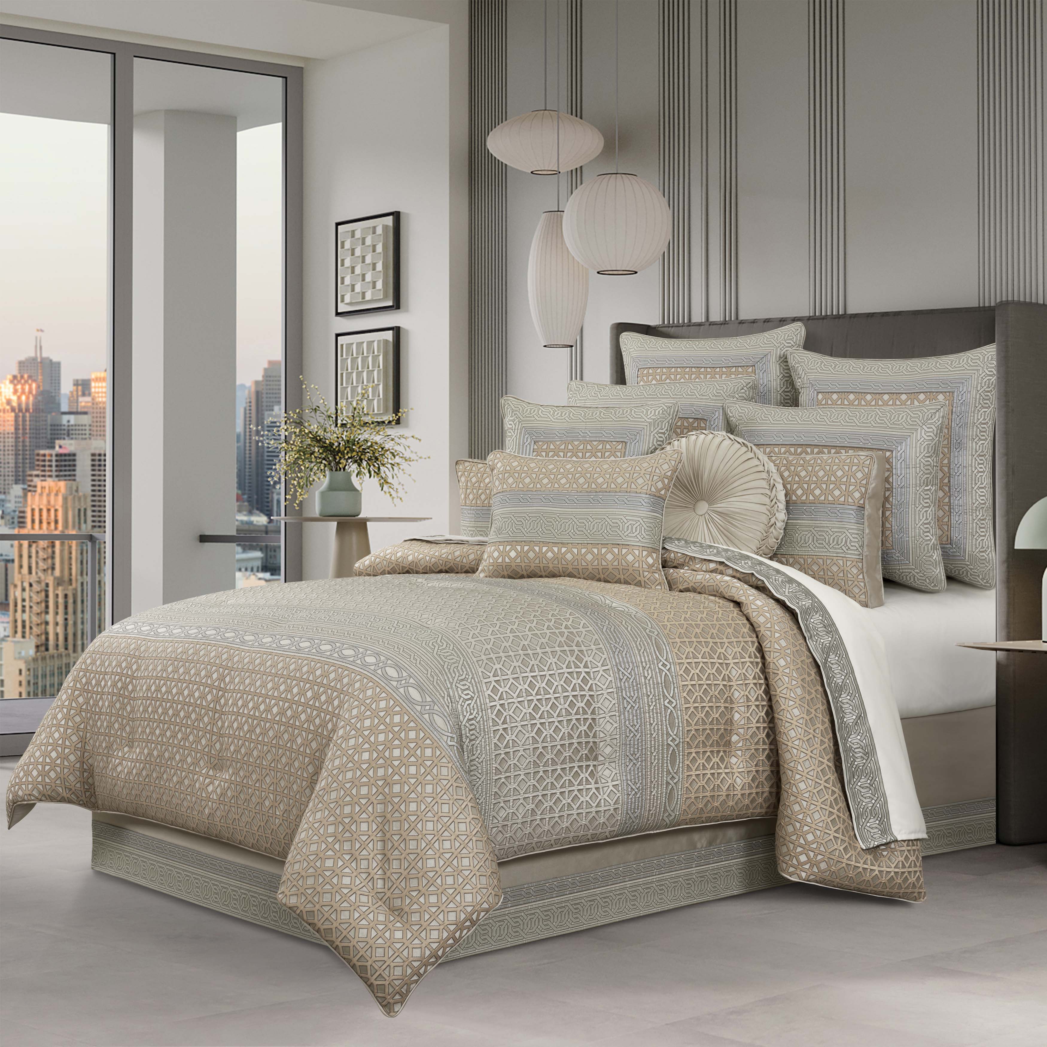 Alaro Spa 4 Piece Comforter Set