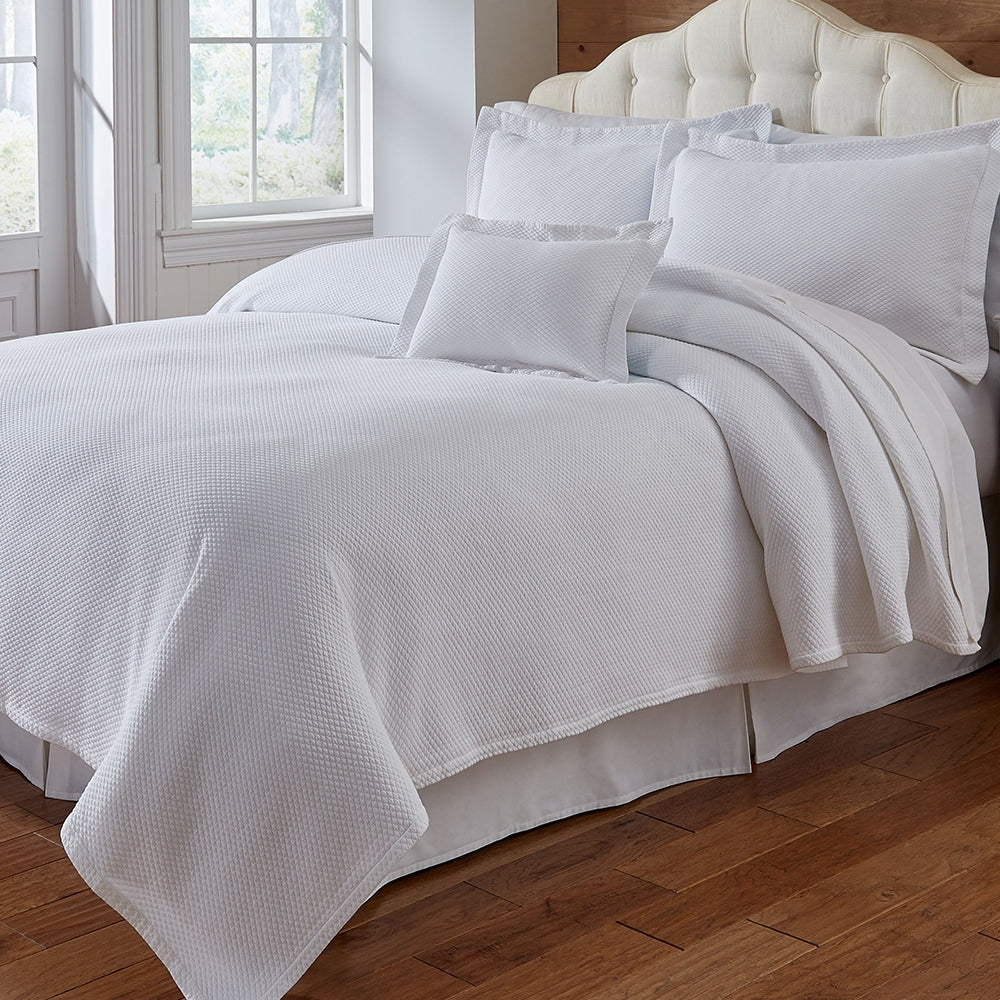 Blair Coverlet Coverlet By TL at home