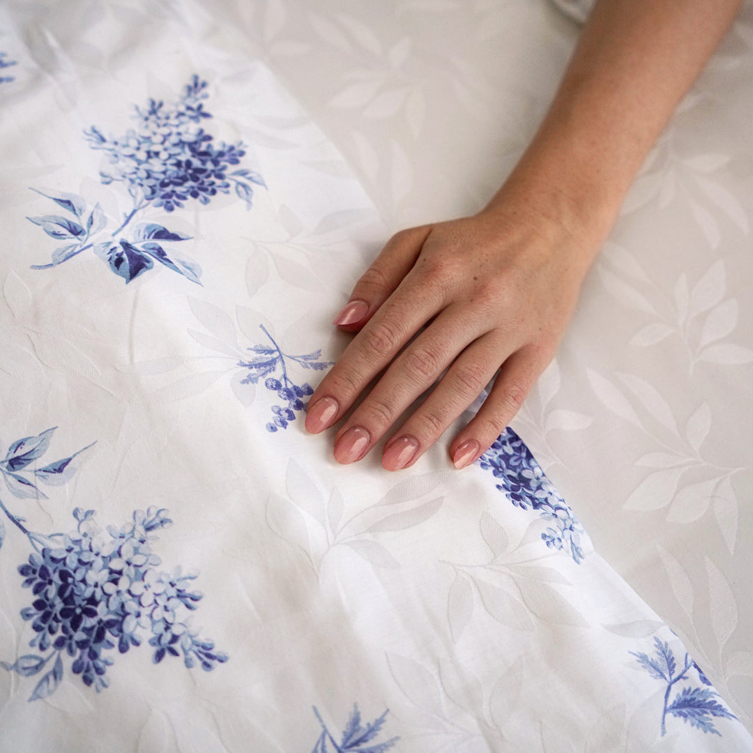 Cristal Flat Sheet Flat Sheet By Anne de Solène