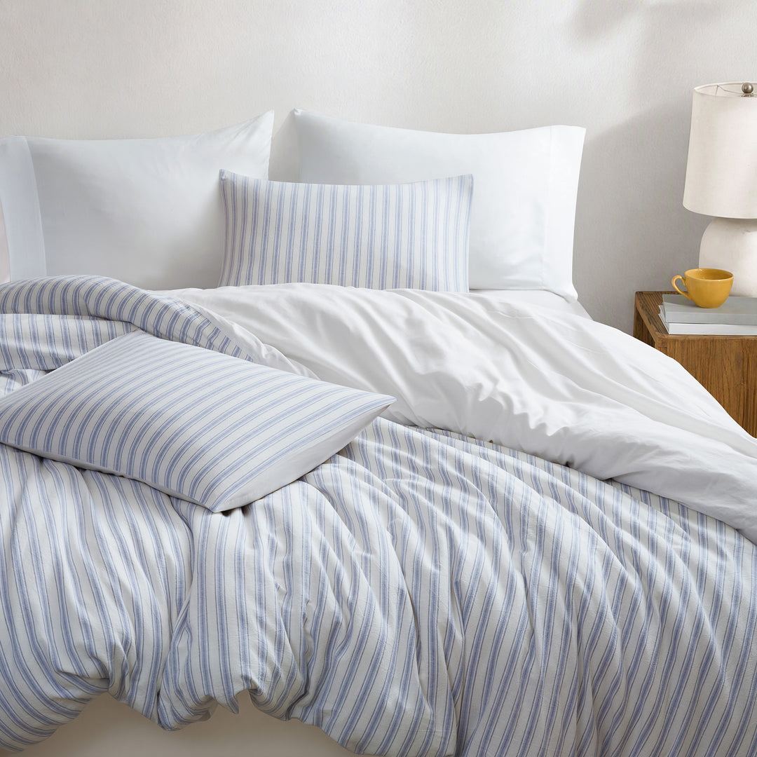Etta 3 Piece Duvet Cover Set Duvet Covers By JLA HOME/Olliix (E &amp; E Co., Ltd)
