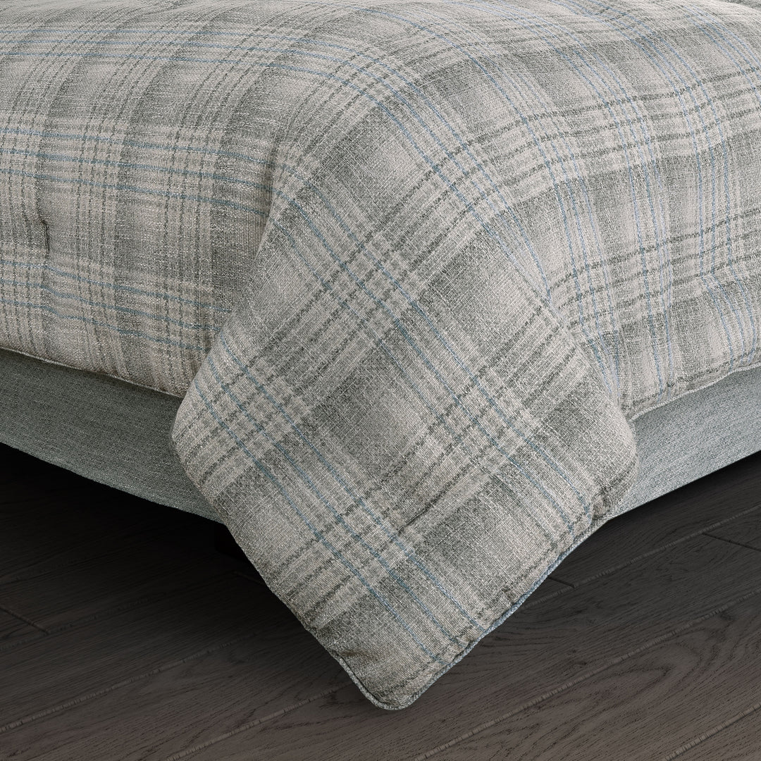 Alejandro Spa 4 Piece Comforter Set Comforter Sets By J. Queen New York