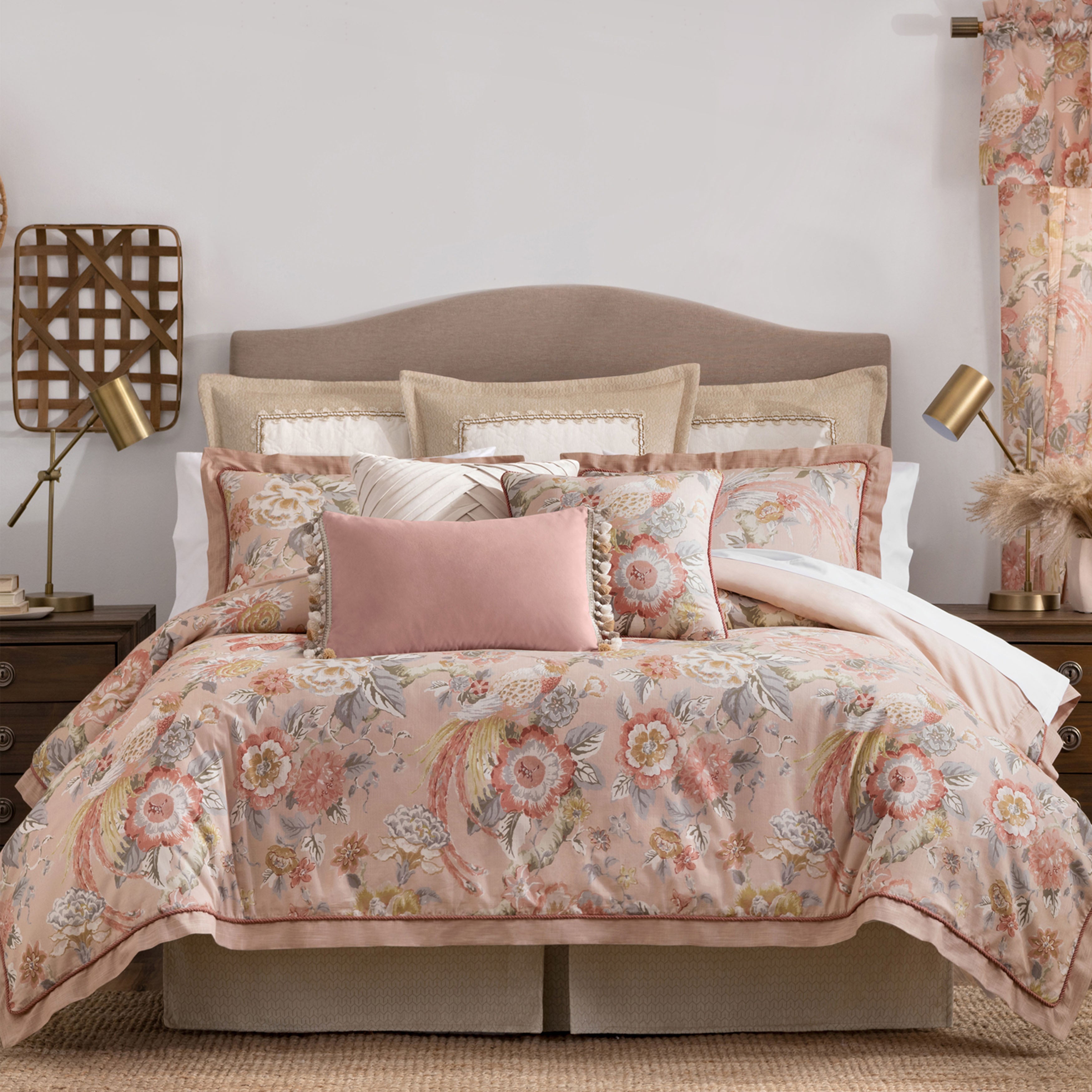 Audrey 4 hotsell Piece King Comforter Set by Rose Tree