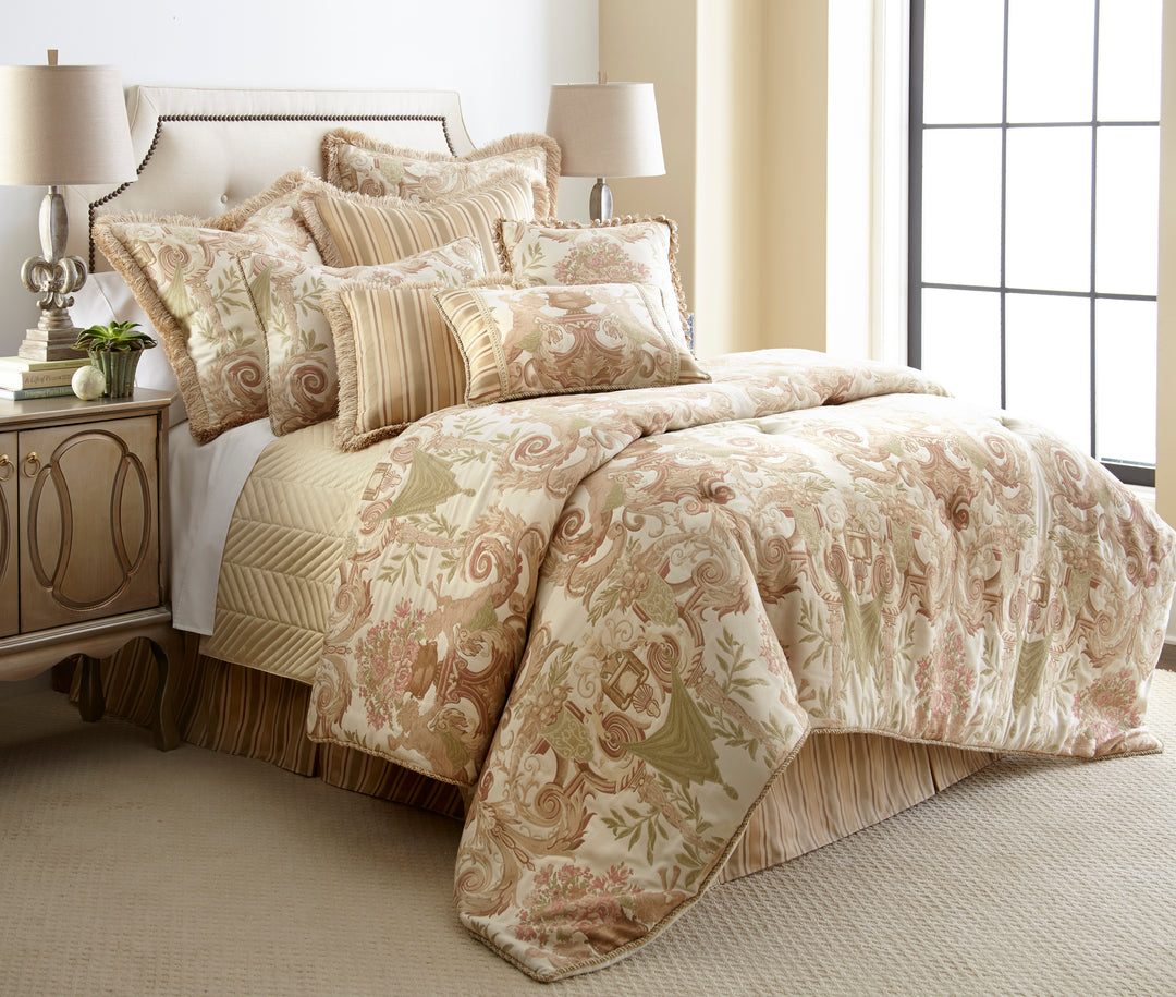 Austin Horn Classics Cherub 3 Piece Luxury Comforter Set in KING - Final Sale
