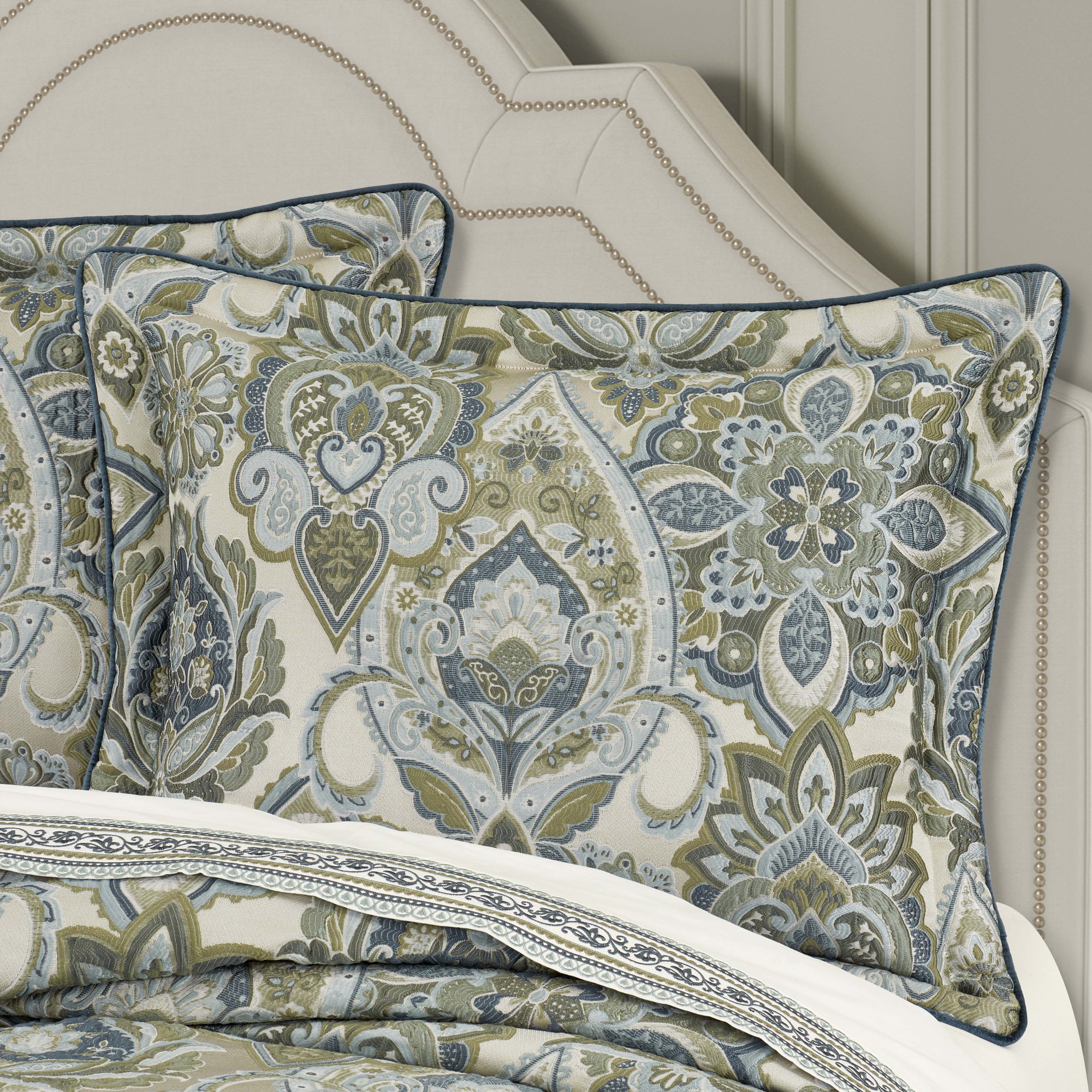 Avellino Spa 4 Piece Comforter Set