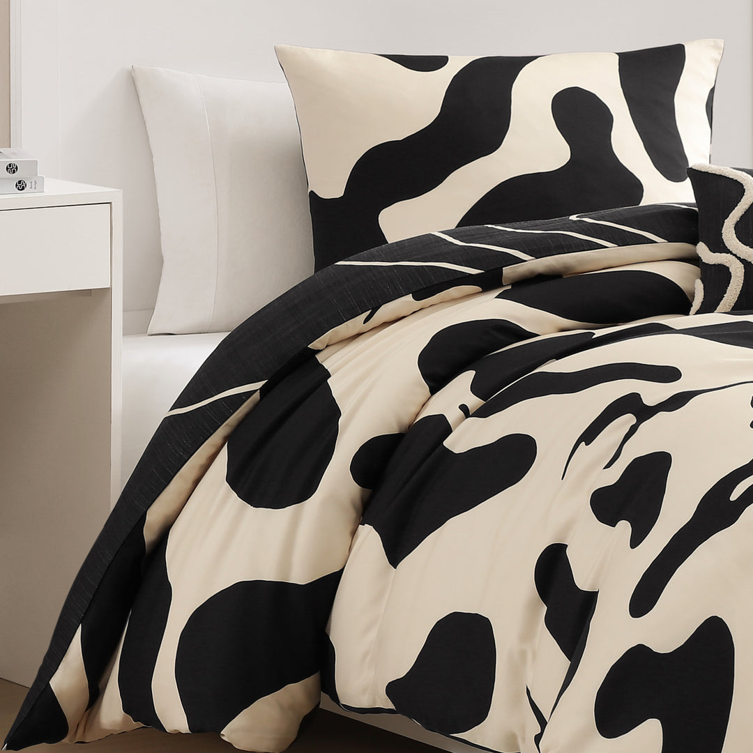 BebeTeen Ebony and Ivory Reversible Comforter Set Comforter Sets By Bebejan®