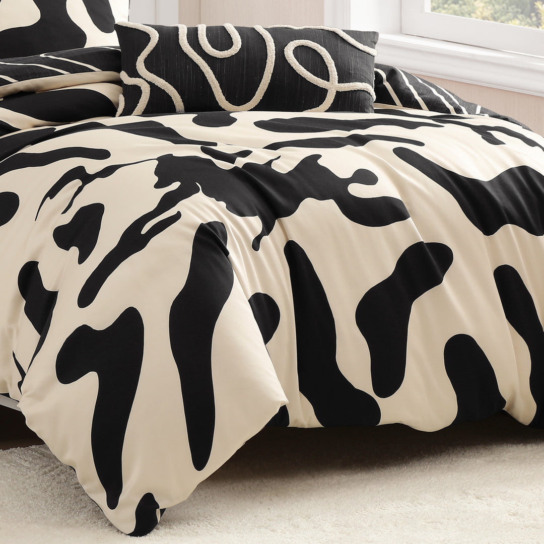 BebeTeen Ebony and Ivory Reversible Comforter Set Comforter Sets By Bebejan®