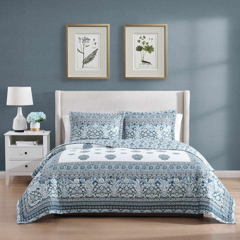 Bebejan Aquamarine Medallion 3 Piece Reversible Quilted Coverlet Set Coverlet By Bebejan®