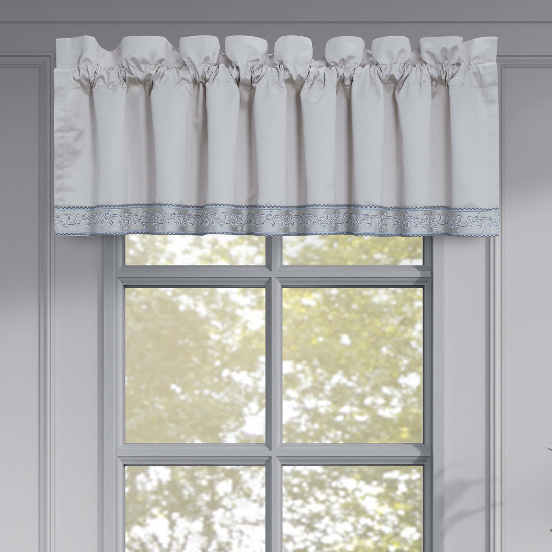 Boulevard Sterling Straight Window Valance Window Valances By J. Queen New York