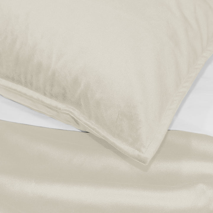 Cascade Velvet Ivory 8 Piece Duvet Cover Set Duvet Covers By Colcha Linens
