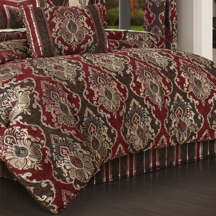 Cerino Chocolate 4 Piece Comforter Set Comforter Sets By J. Queen New York