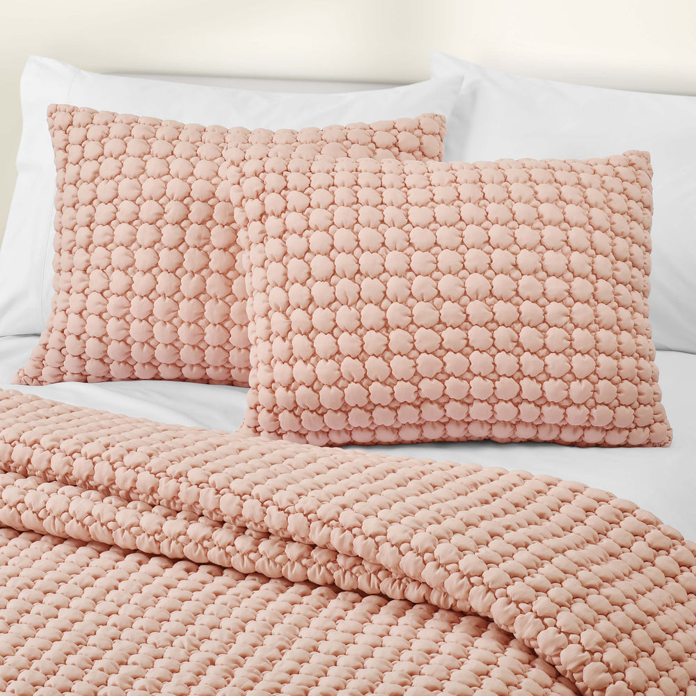 Cloud Puff Blush 3 Piece Quilt Set Quilt Sets By J. Queen New York