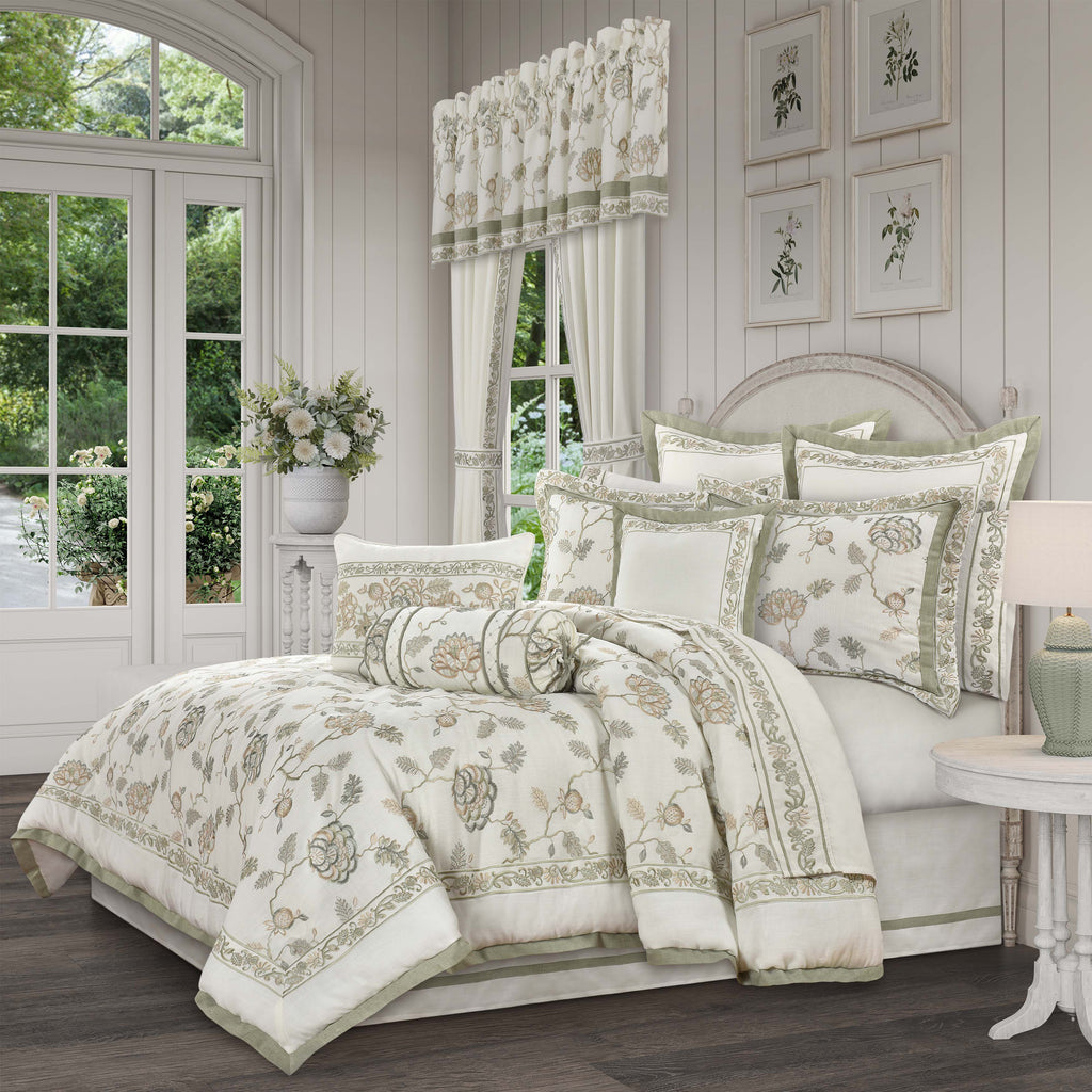 FairviewSage4PieceComforterSet