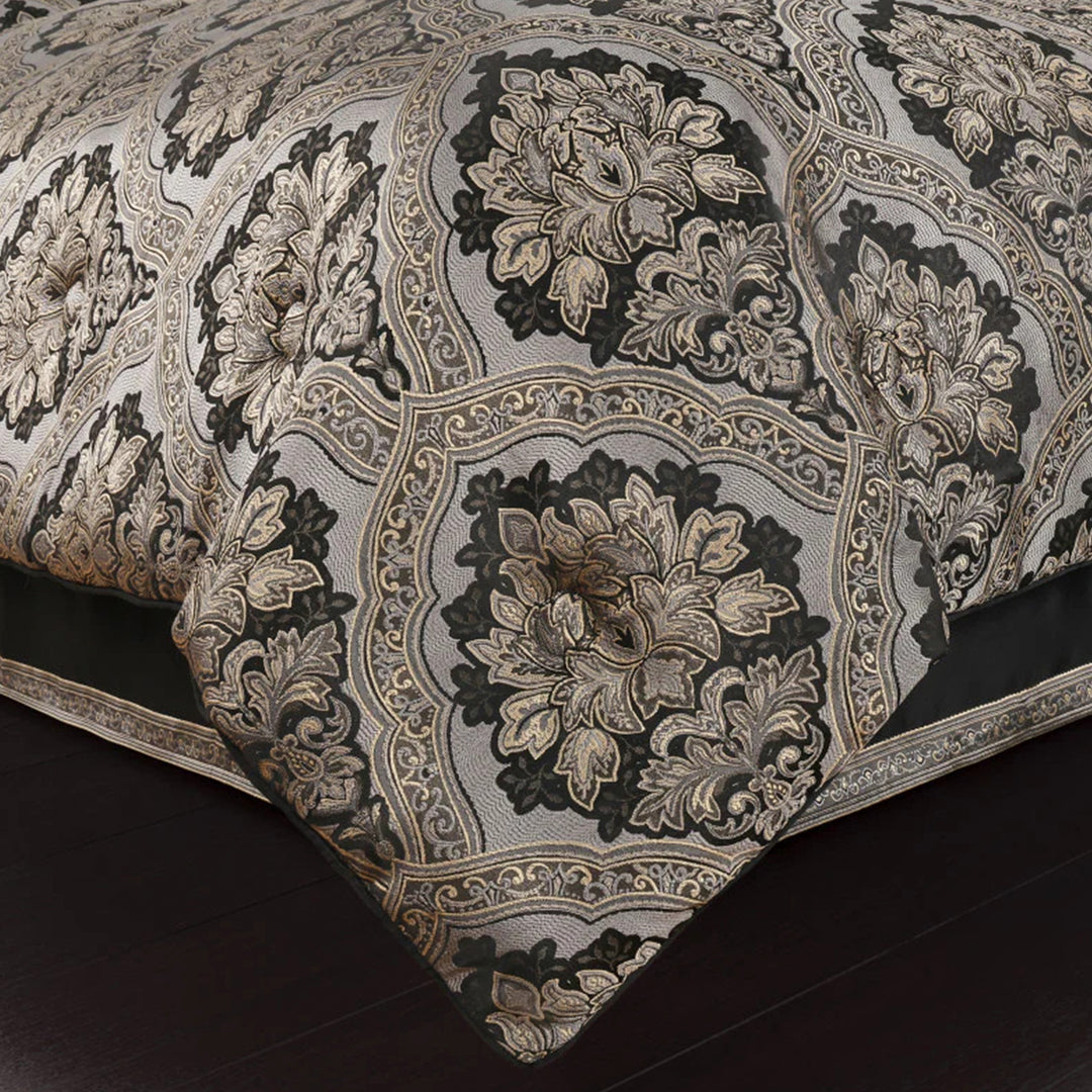 Harriman Black 4 Piece Comforter Set