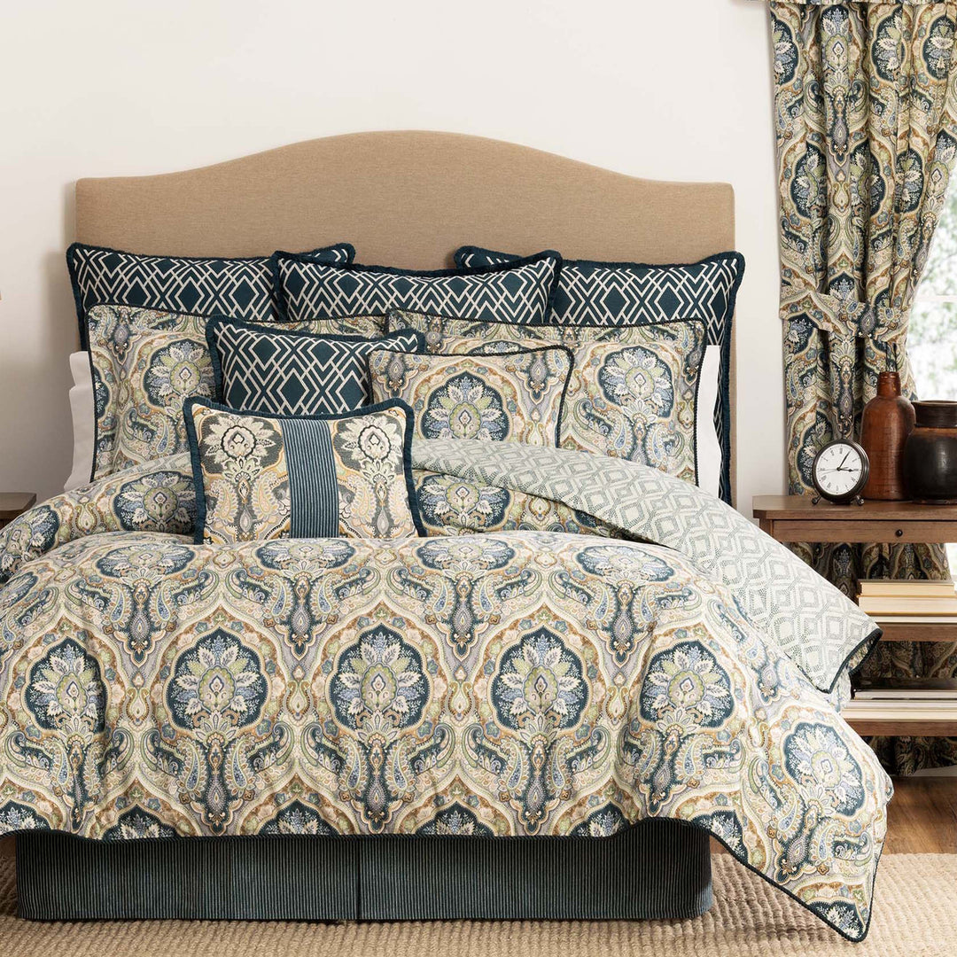 Crystal Palace French Blue 4-Piece Comforter Set By J Queen