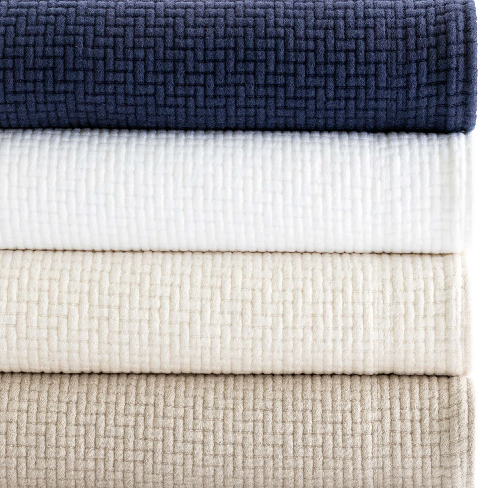 Annie Selke Interlaken Matelasse Coverlet - Thumbnail 3