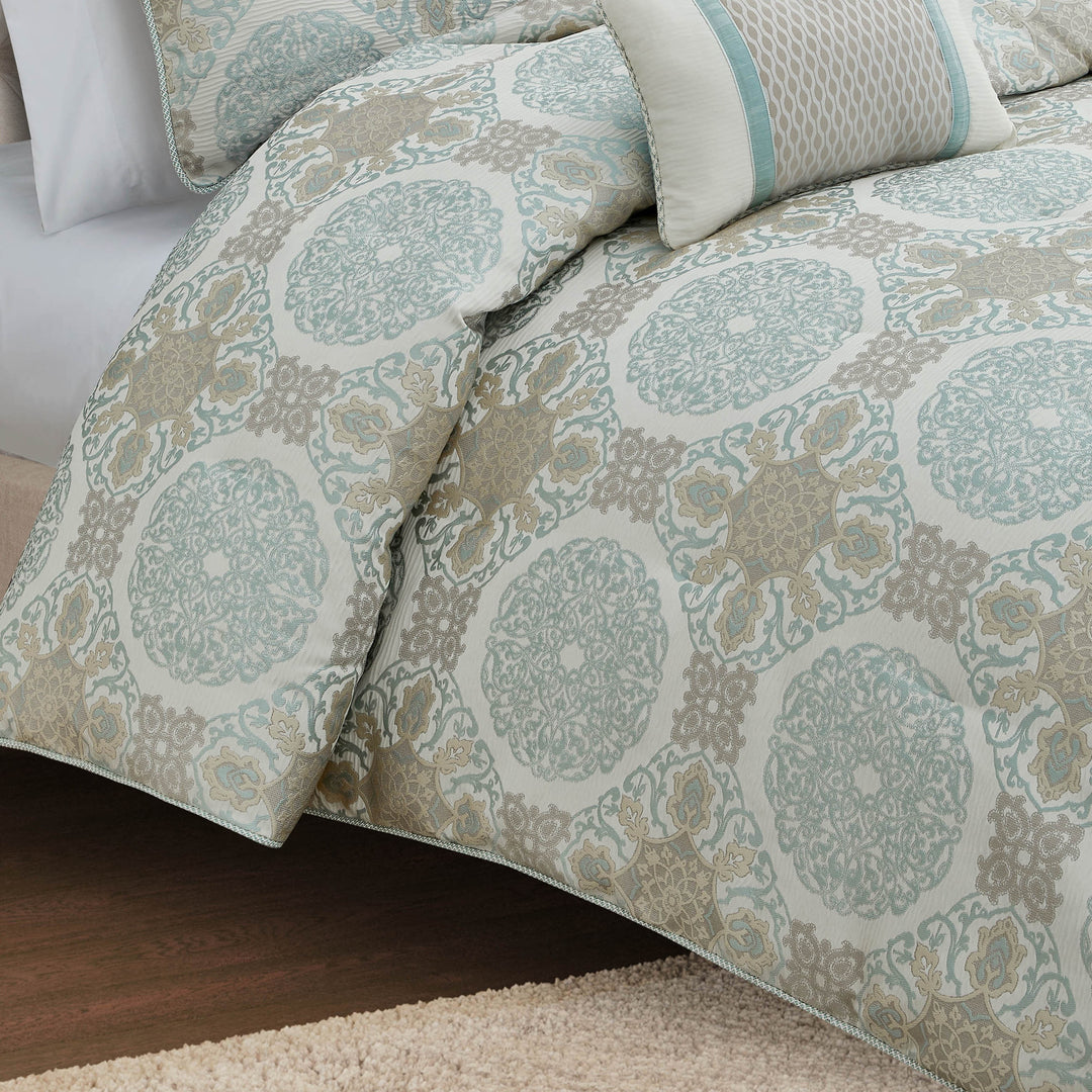 Jonet Cream/Aqua 3 Piece Comforter Set Comforter Sets By Waterford