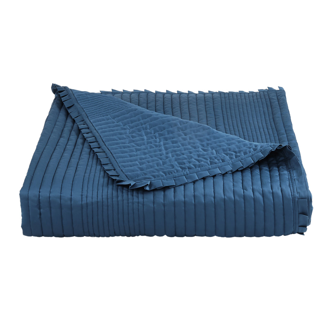 Meadow Dark Blue 3 Piece Quilt Set