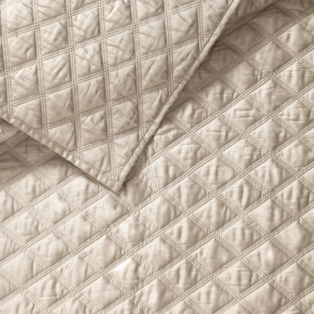 Premier Sateen 3 Piece Quilt Set Quilt Sets By J. Queen New York