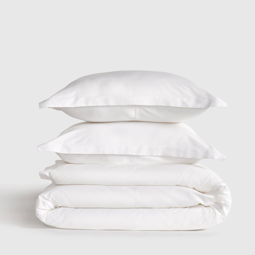 Premier Sateen 3 Piece Duvet Cover Set Duvet Covers By J. Queen New York