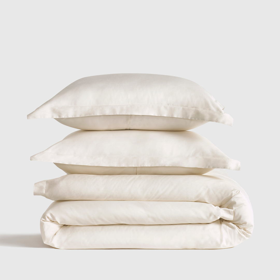 Premier Sateen 3 Piece Duvet Cover Set Duvet Covers By J. Queen New York