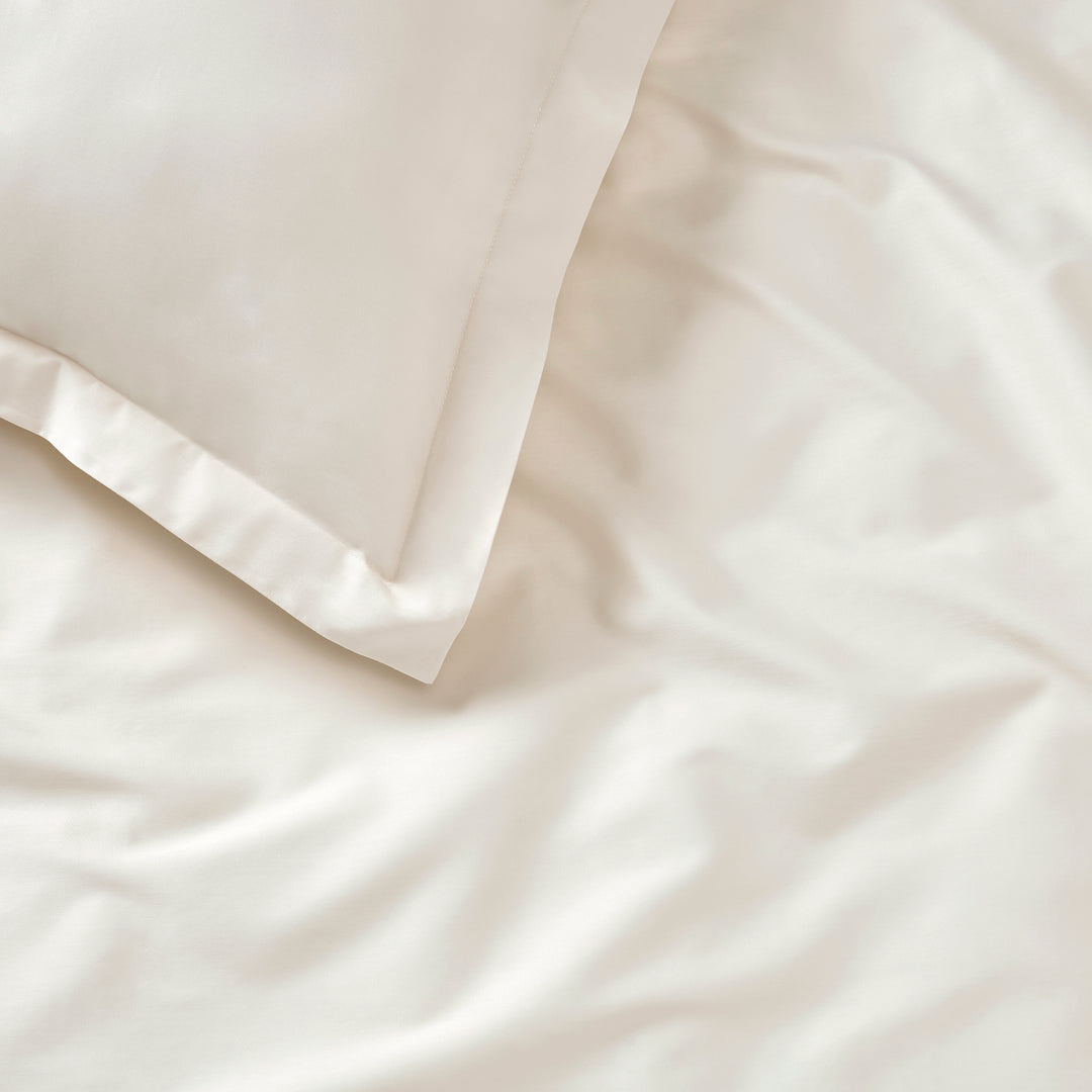 Premier Sateen 3 Piece Duvet Cover Set Duvet Covers By J. Queen New York