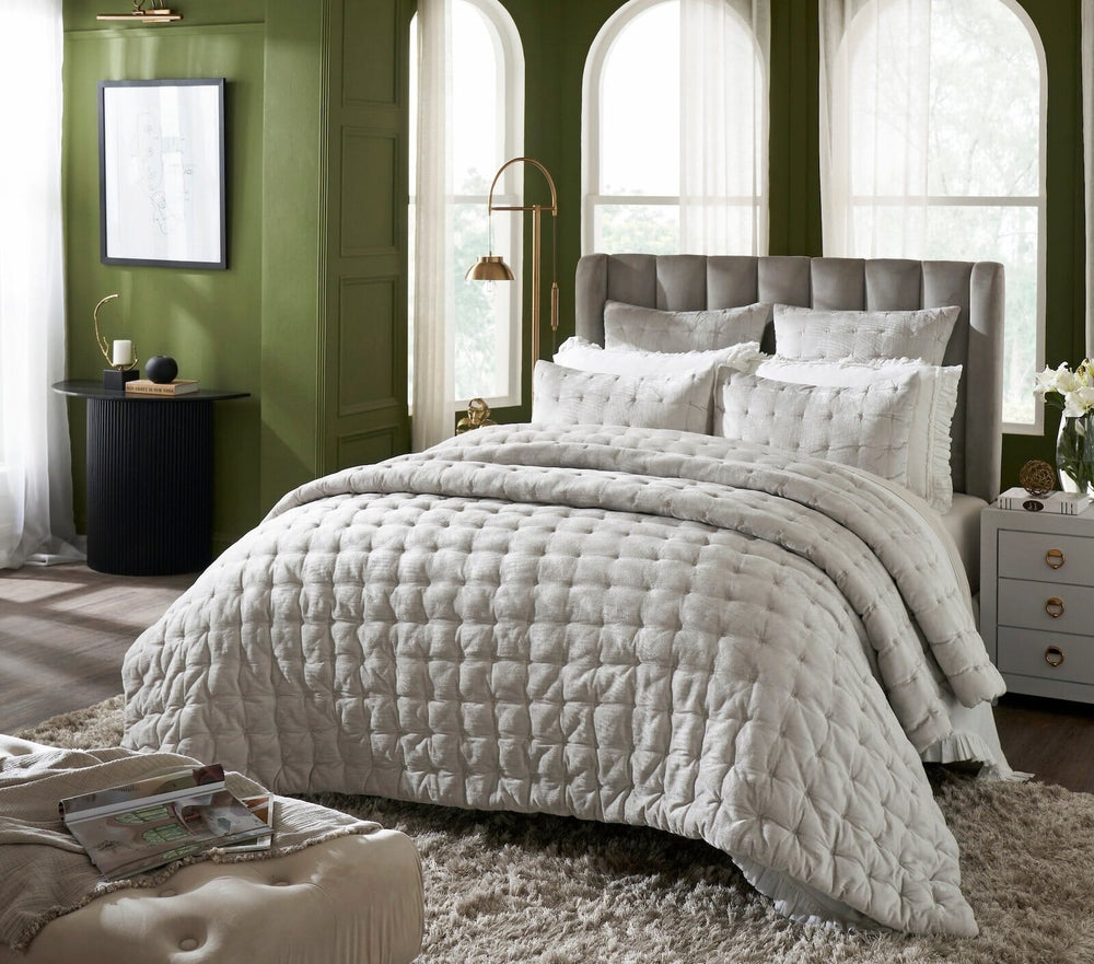 Bailey Tufted Velvet Quilt Quilt Sets By Orchids Lux Home