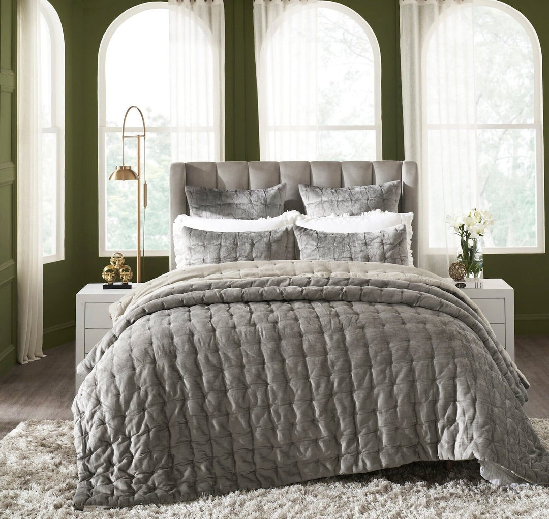 Bailey Tufted Velvet Quilt Quilt Sets By Orchids Lux Home
