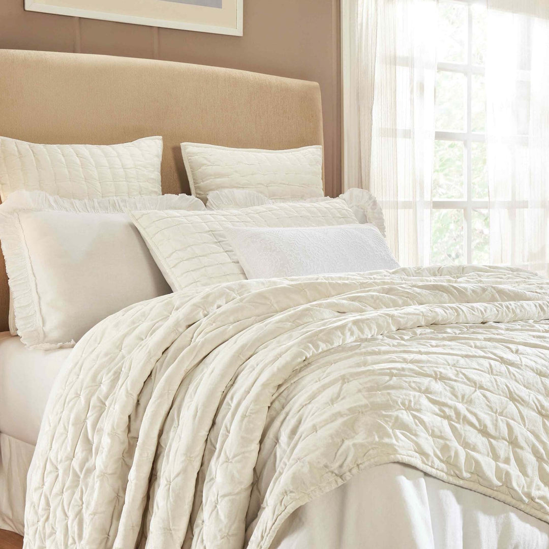 Luna Hand Pinched Velvet Quilt Quilt Sets By Orchids Lux Home