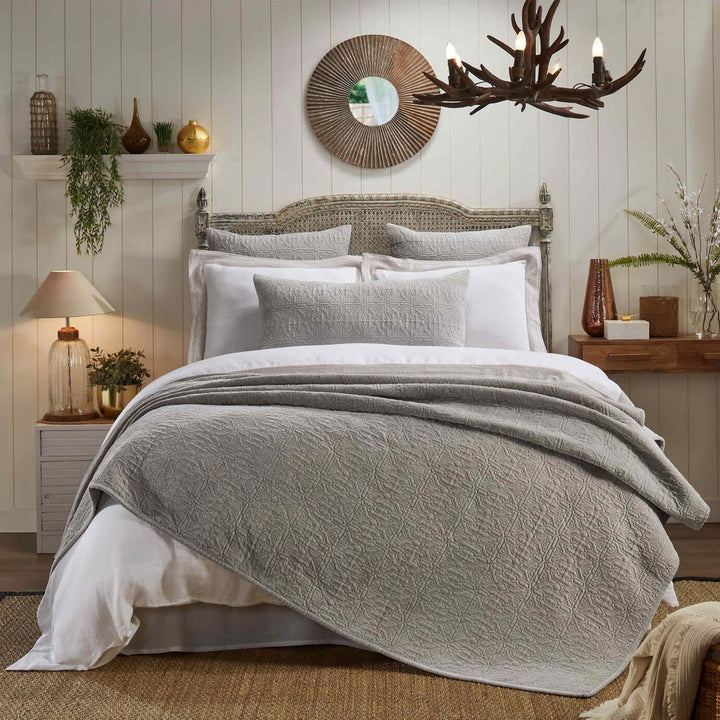 Duke Geometric Cotton Velvet Quilt Quilt Sets By Orchids Lux Home