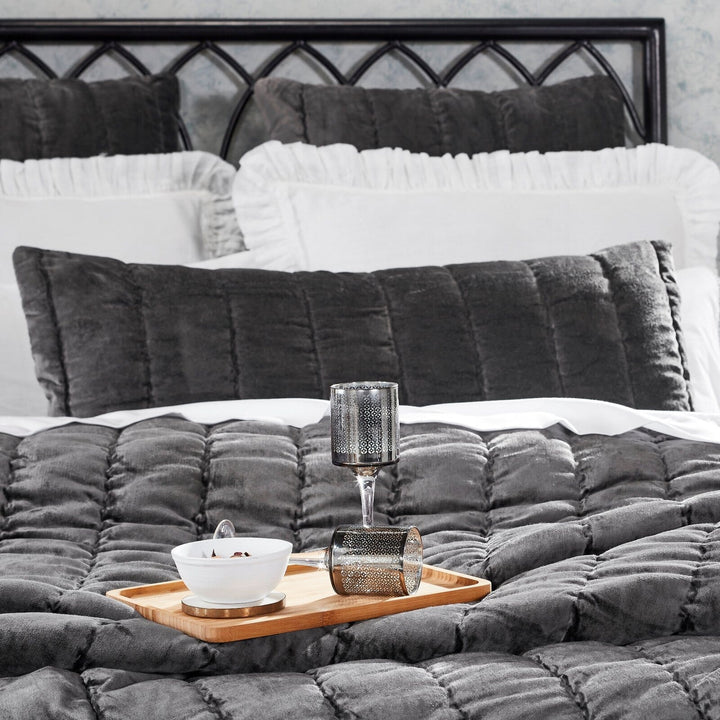 Gatsby Channel Velvet Quilt Quilt Sets By Orchids Lux Home