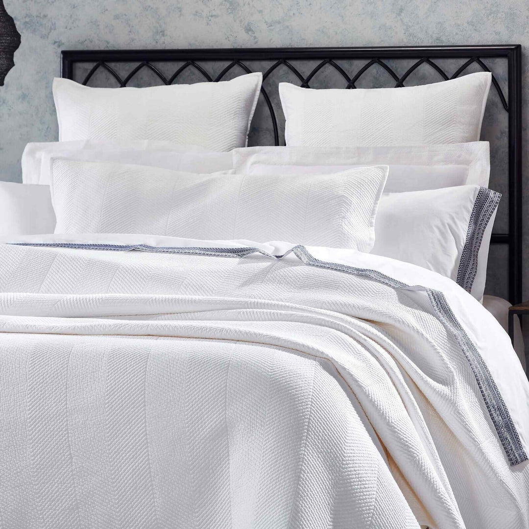 Clermont Diamond Velvet Quilt Quilt Sets By Orchids Lux Home