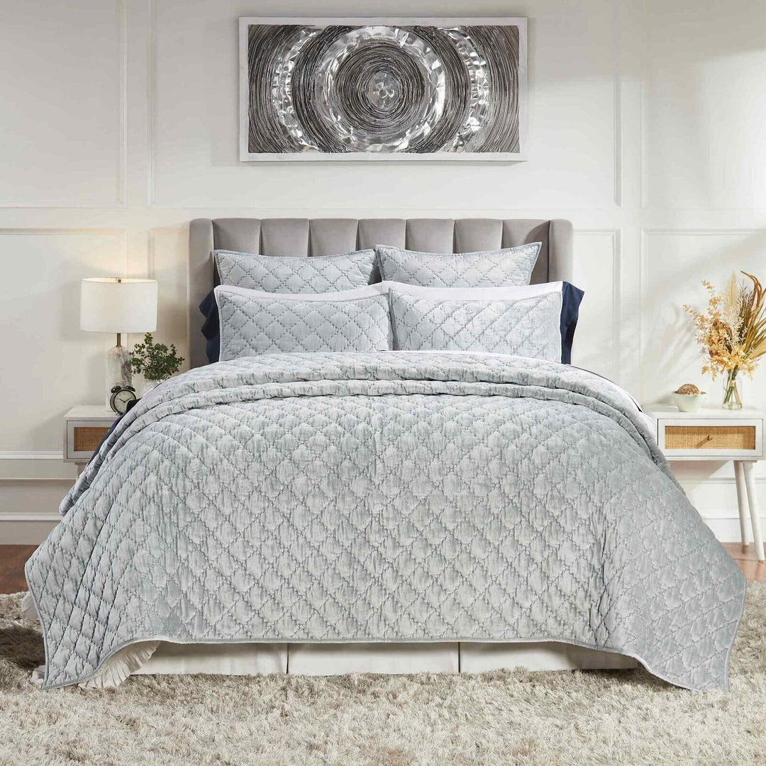 Clermont Diamond Velvet Quilt Quilt Sets By Orchids Lux Home