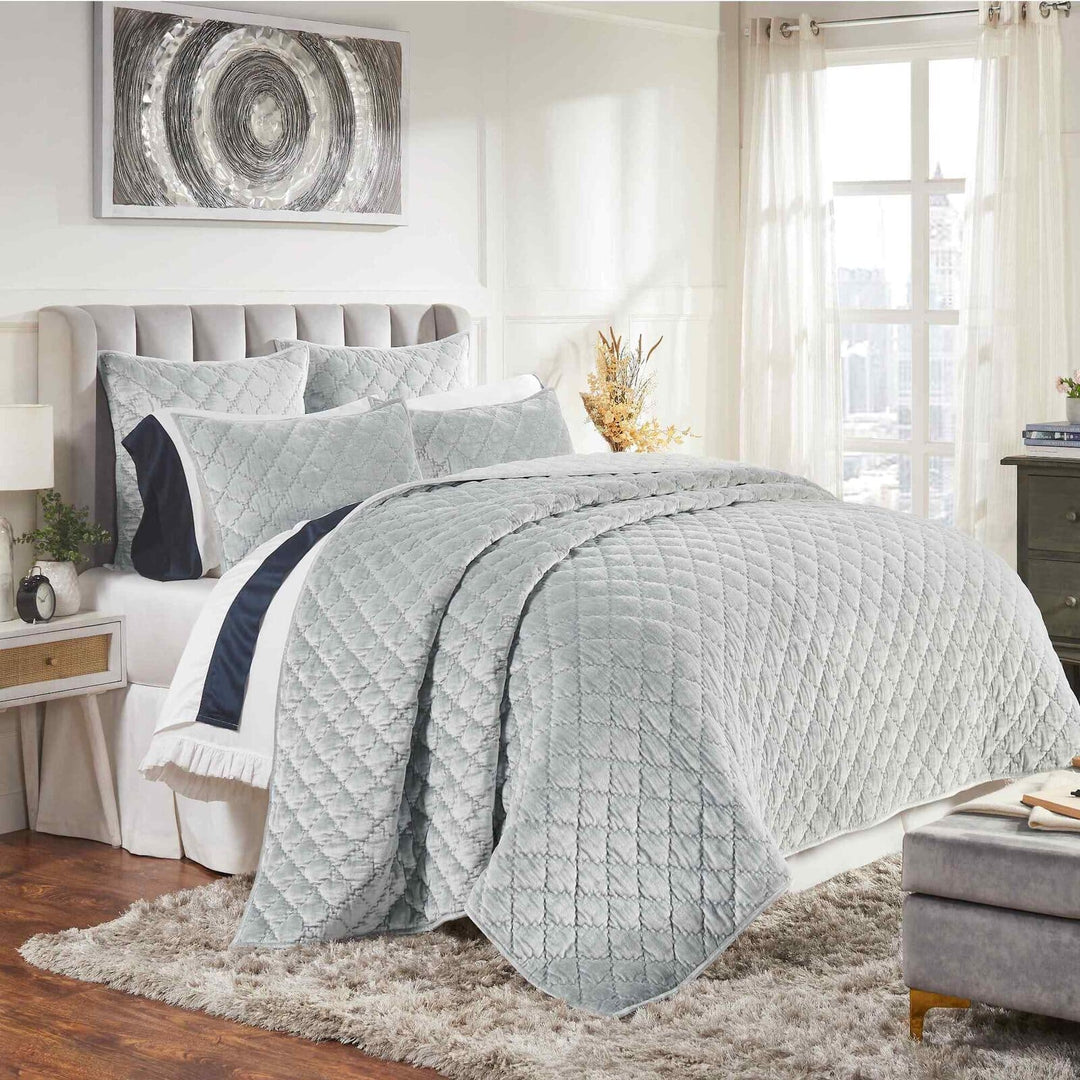 Clermont Diamond Velvet Quilt Quilt Sets By Orchids Lux Home