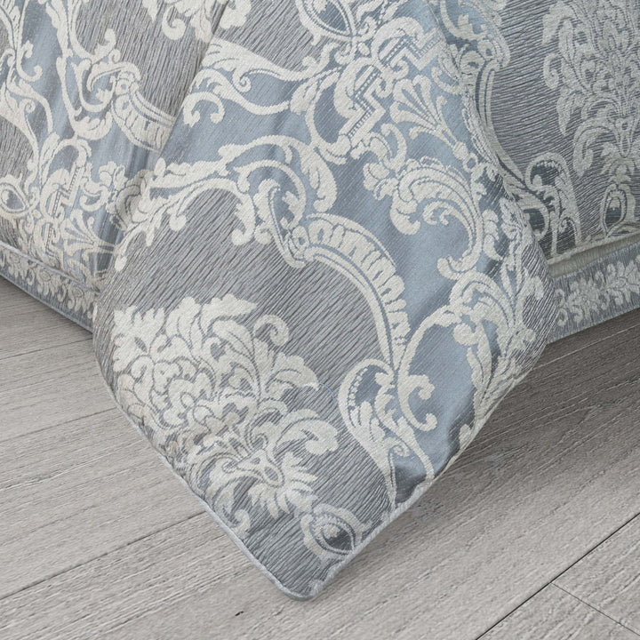 Queensbury Steel Blue 4 Piece Comforter Set Comforter Sets By J. Queen New York