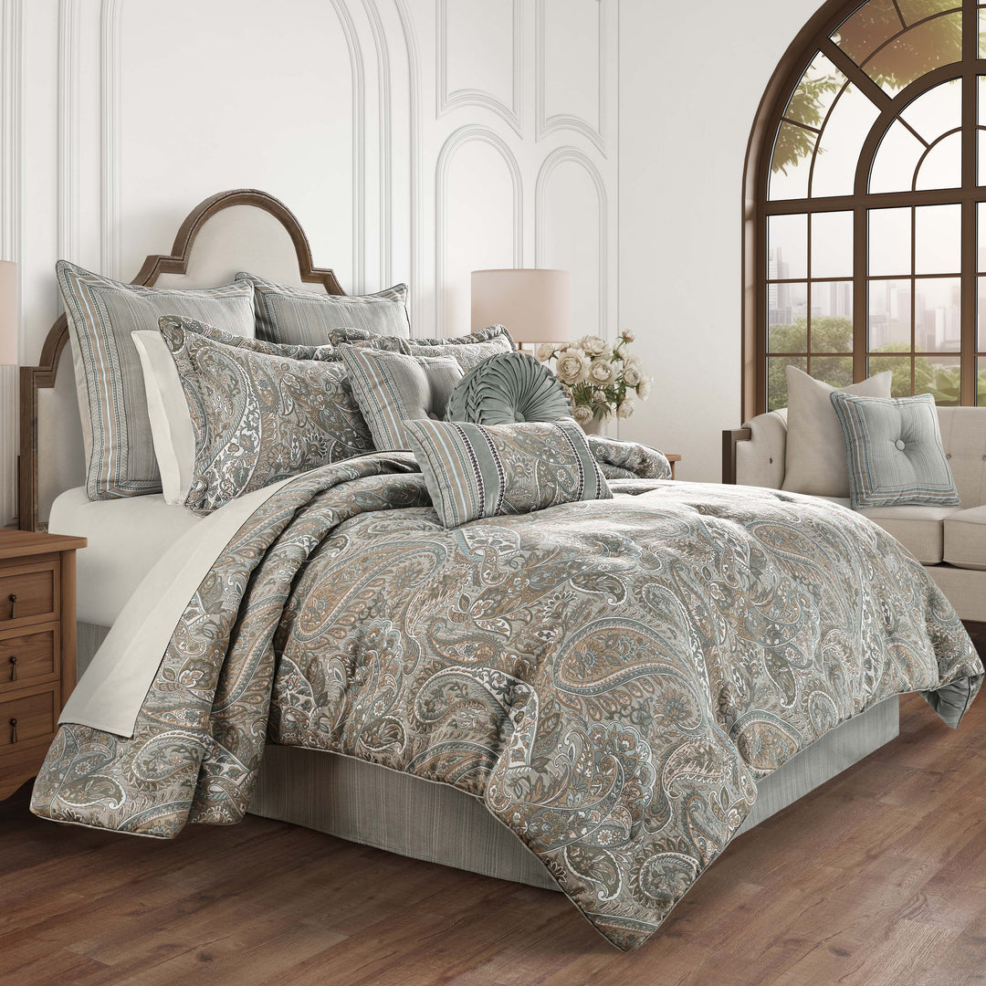Raine Aqua 4 Piece Comforter Set Comforter Sets By J. Queen New York