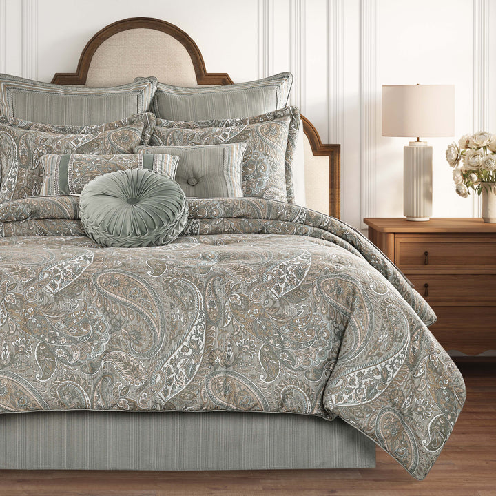 Raine Aqua 4 Piece Comforter Set Comforter Sets By J. Queen New York