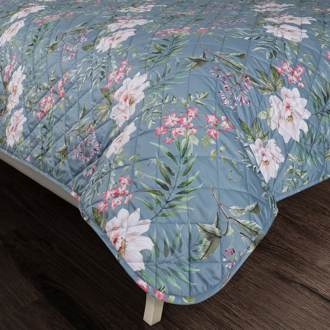 Savannah Blue 3 Piece Quilt Set