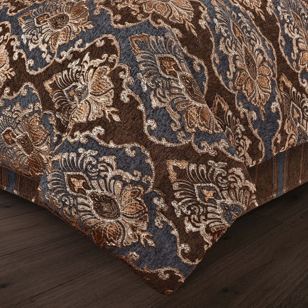 Sofia Wedgewood 4 Piece Comforter Set Comforter Sets By J. Queen New York