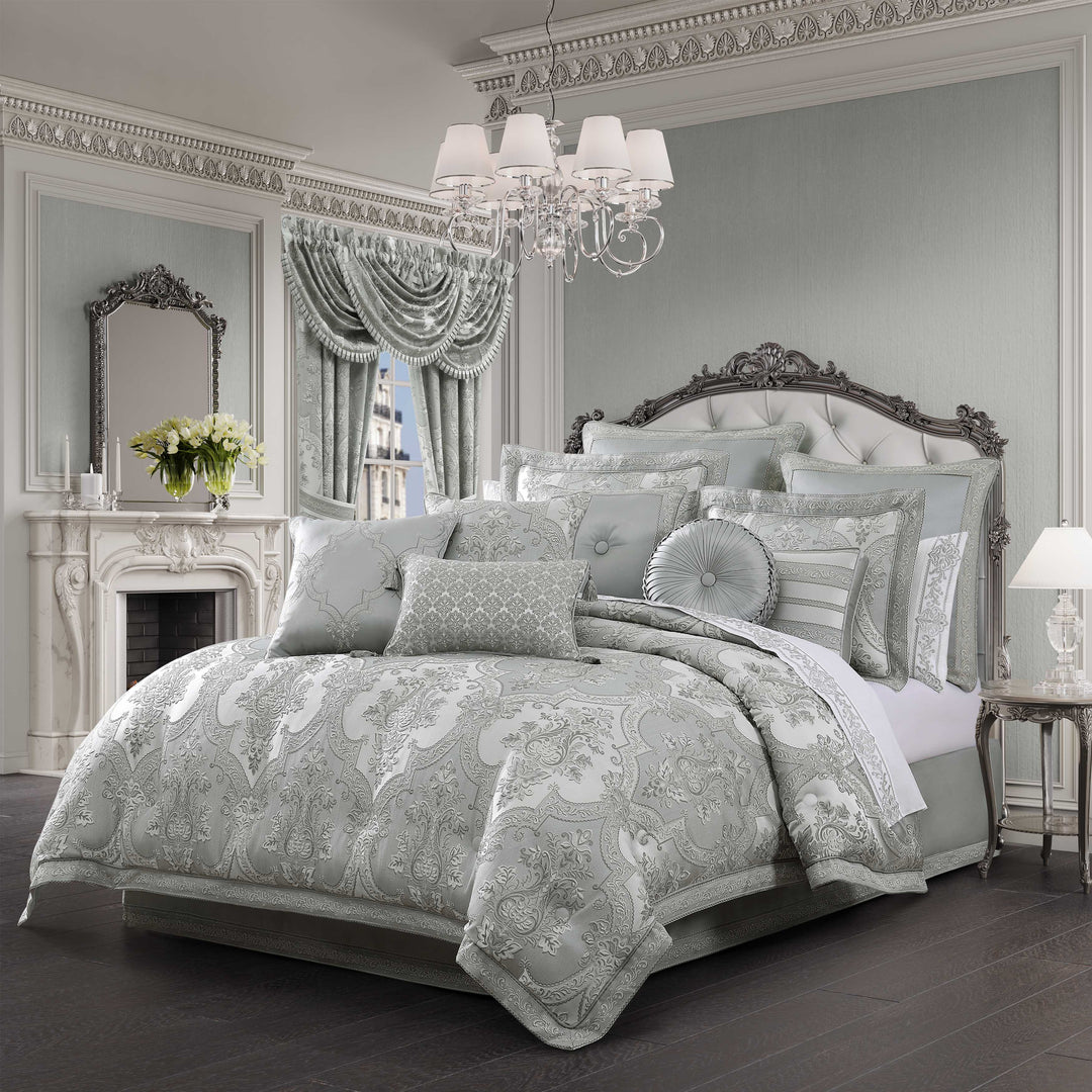 Sondra Spa 4 Piece Comforter Set Comforter Sets By J. Queen New York