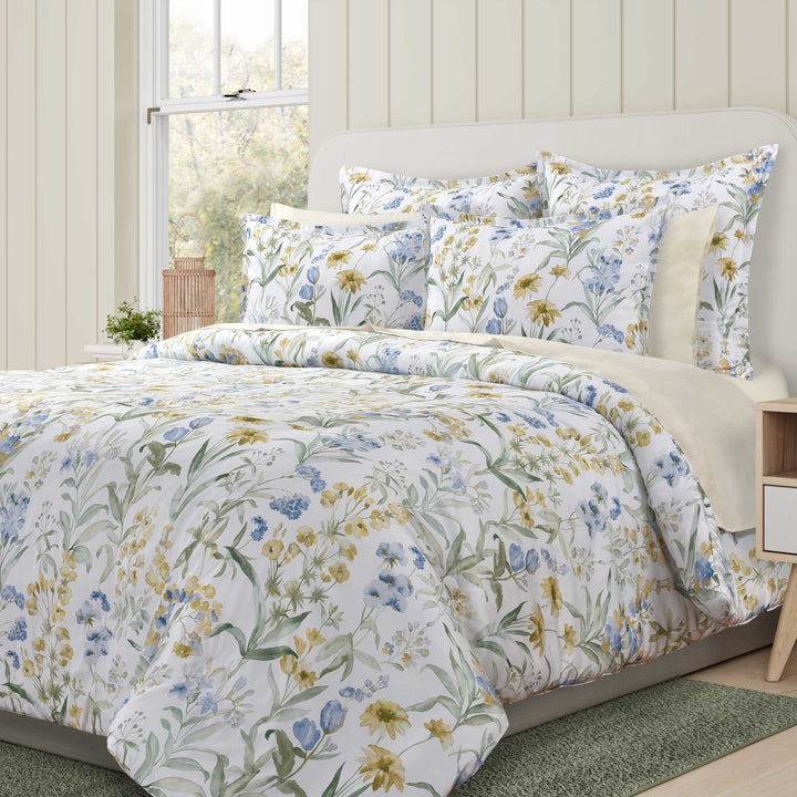 Tallulah Blue 3 Piece Comforter Set Comforter Sets By J. Queen New York