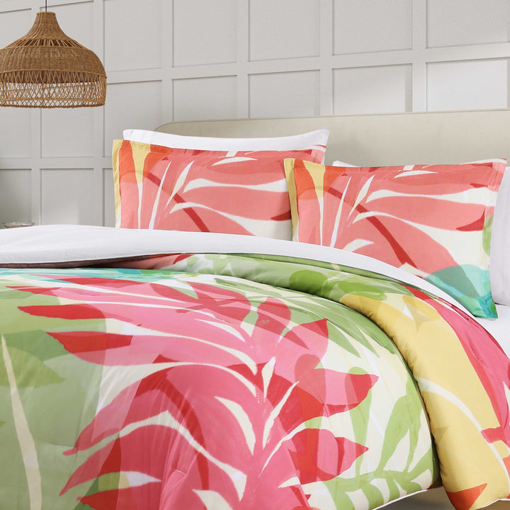 Tiki Fuchsia 3 Piece Comforter Set Comforter Sets By J. Queen New York