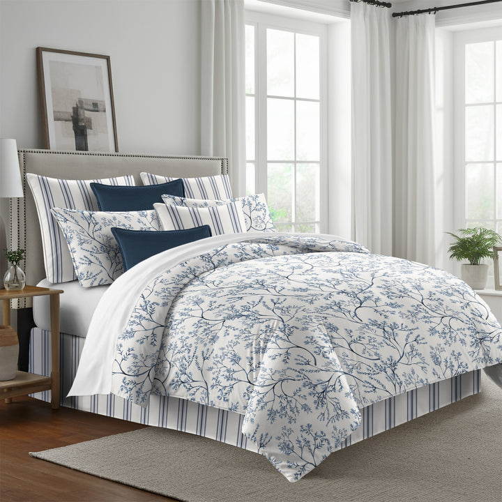 Tinsley Bluebell 8 Piece Duvet Cover Set Duvet Covers By Colcha Linens