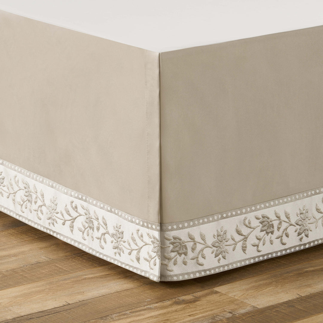 Viola Ivory 4 Piece Comforter Set Comforter Sets By J. Queen New York