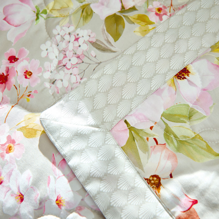 Voyageuse Rose Coverlet Coverlet By Anne de Solène