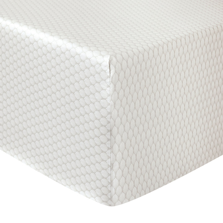 Voyageuse Rose Fitted Sheet Fitted Sheet By Anne de Solène