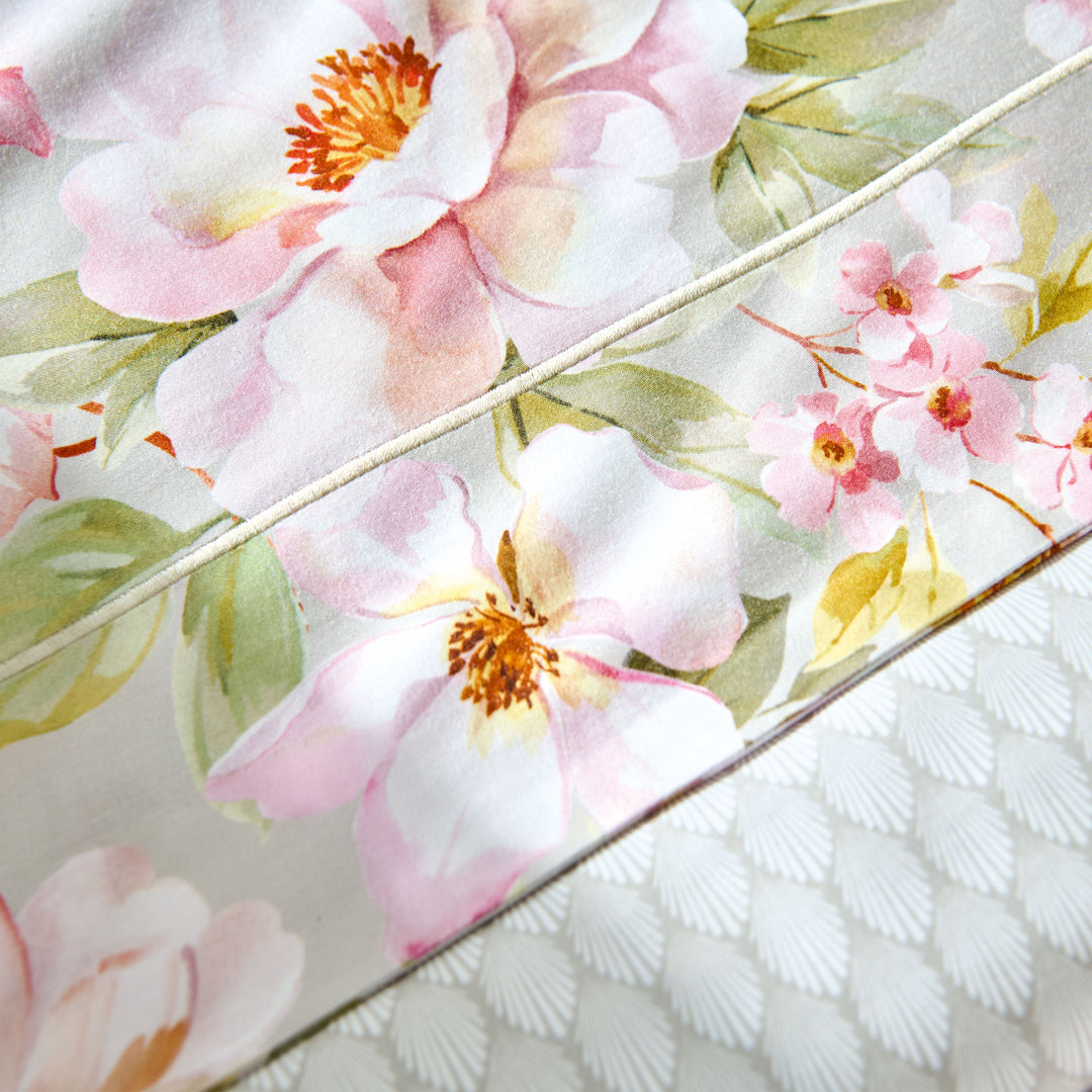 Voyageuse Rose Flat Sheet Flat Sheet By Anne de Solène