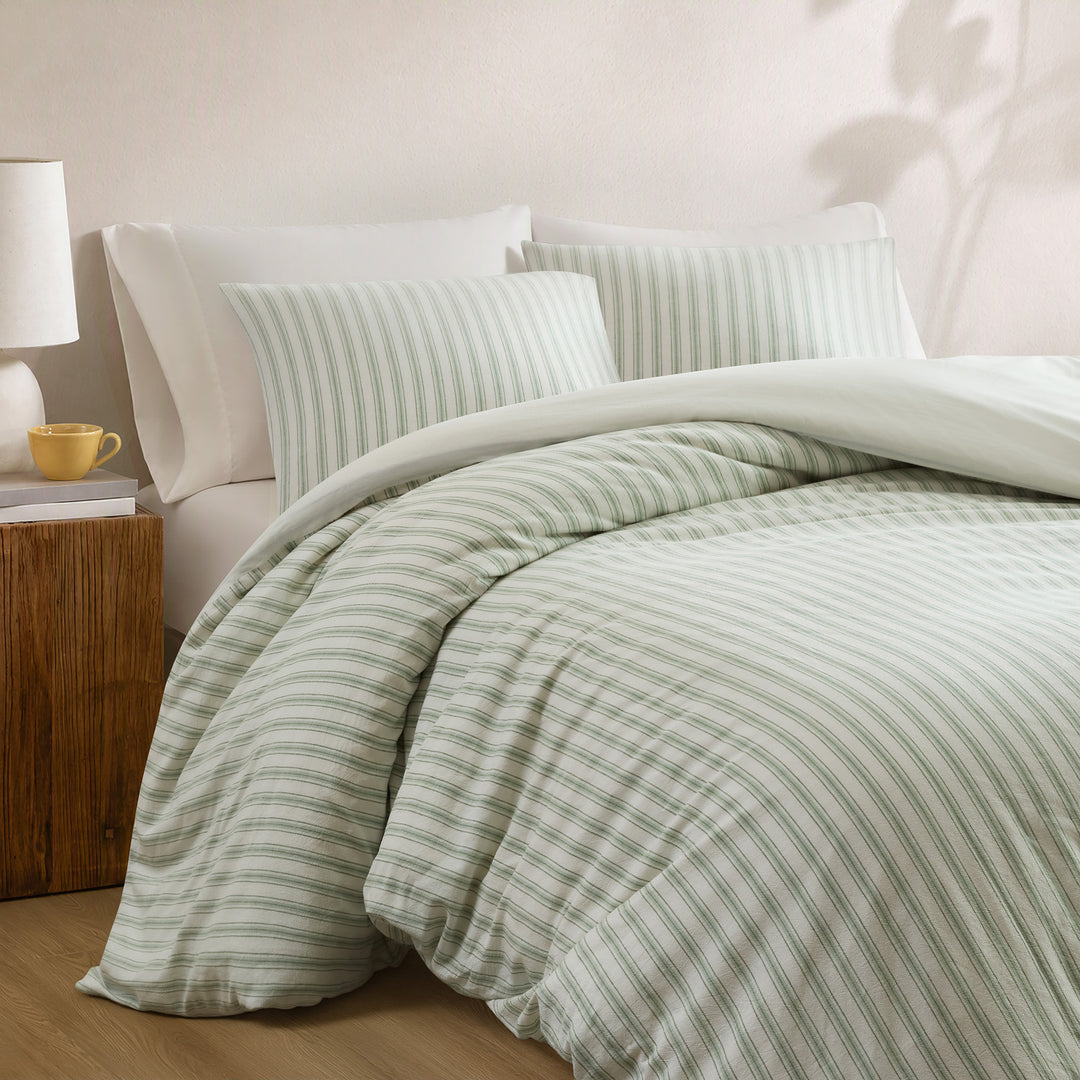 Etta 3 Piece Duvet Cover Set Duvet Covers By JLA HOME/Olliix (E &amp; E Co., Ltd)