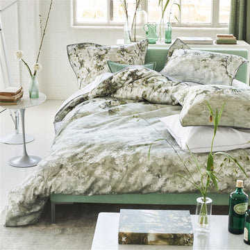 3 & 4 Pcs Green Comforter Sets (King, Queen) 2023 – Latest Bedding