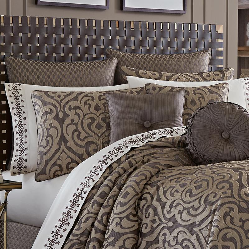 Astoria MINK 4-Piece Comforter Set By J Queen