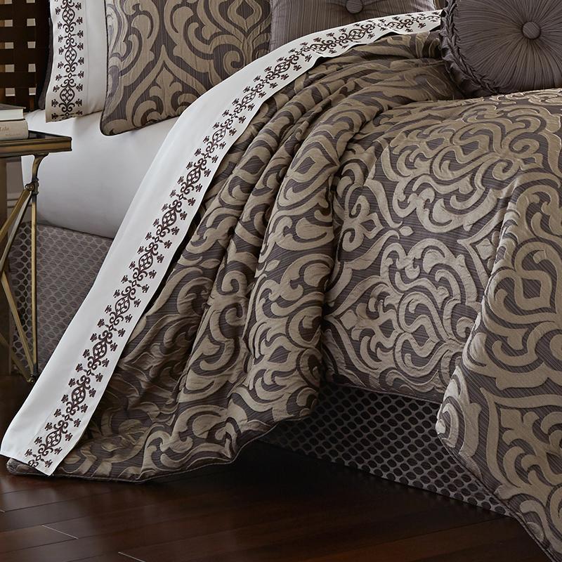 Astoria MINK 4-Piece Comforter Set By J Queen Comforter Sets By J. Queen New York
